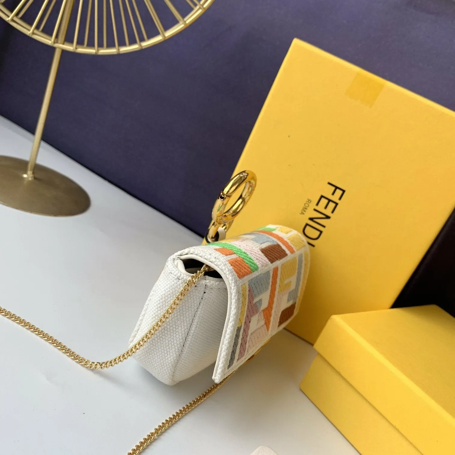 EN   Designer bags by Fendi 183